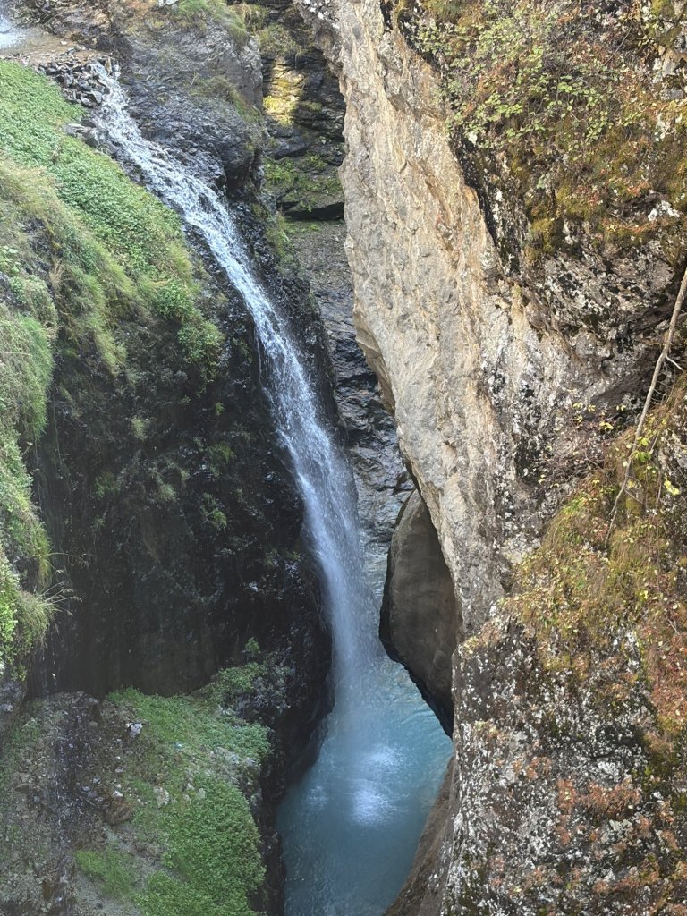 Waterfall into the Ova da Bernina gorge