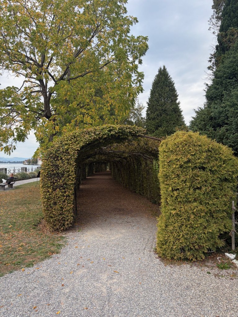 Garden walkway at Oberhofen Castle