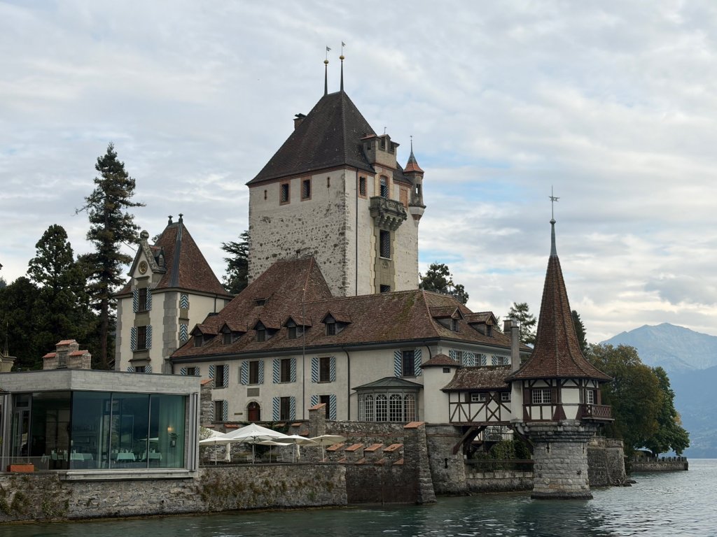 Oberhofen Castle