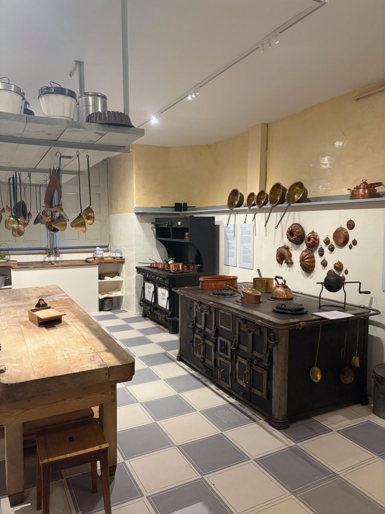 Oberhofen Castle's kitchen